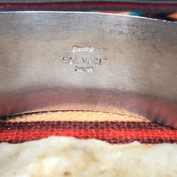 R&L Vacit Inlayed Turquoise, Coral, Onyx, & M Pearl Sunface Sterling Zuni Cuff - Picture 3 of 4